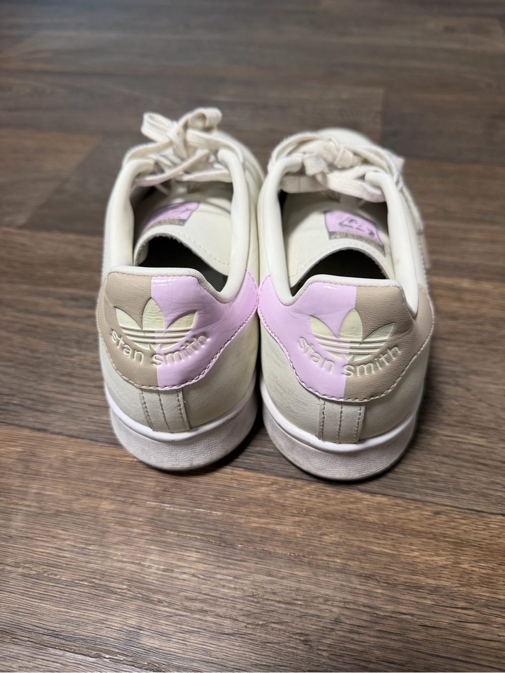 adidas Stan Smith Cream Sneakers with Pastel Pink Heel Detail